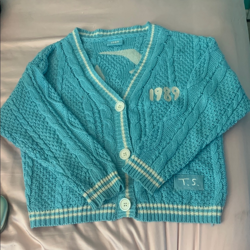 Taylor Swift (never worn) 1989 Taylors version Cardigan size xs-sm